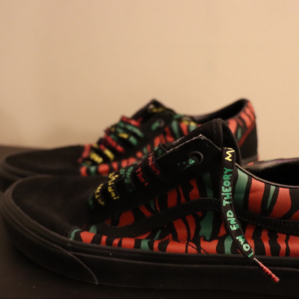 [LIKE NEW] Tribe Called Quest Vans Sz13